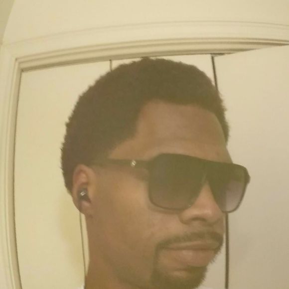 Meet your Posher, Randy - Picture 1 of 1